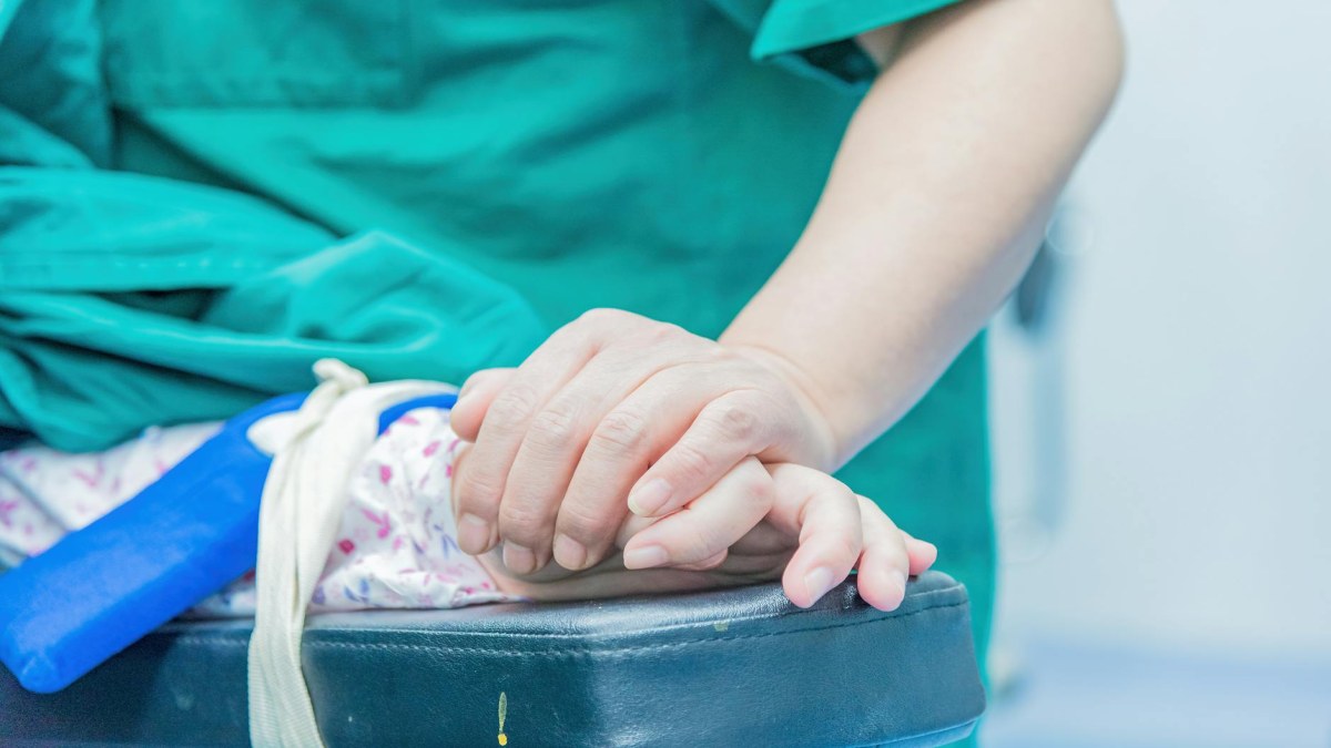 El Cerrahisi Ameliyatından Sonra İyileşme Süreci ve Dikkat Edilmesi Gerekenler