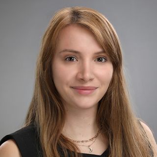 Uzm. Dr. Esra Metko - Fiziksel Tıp Ve Rehabilitasyon - Kocaeli