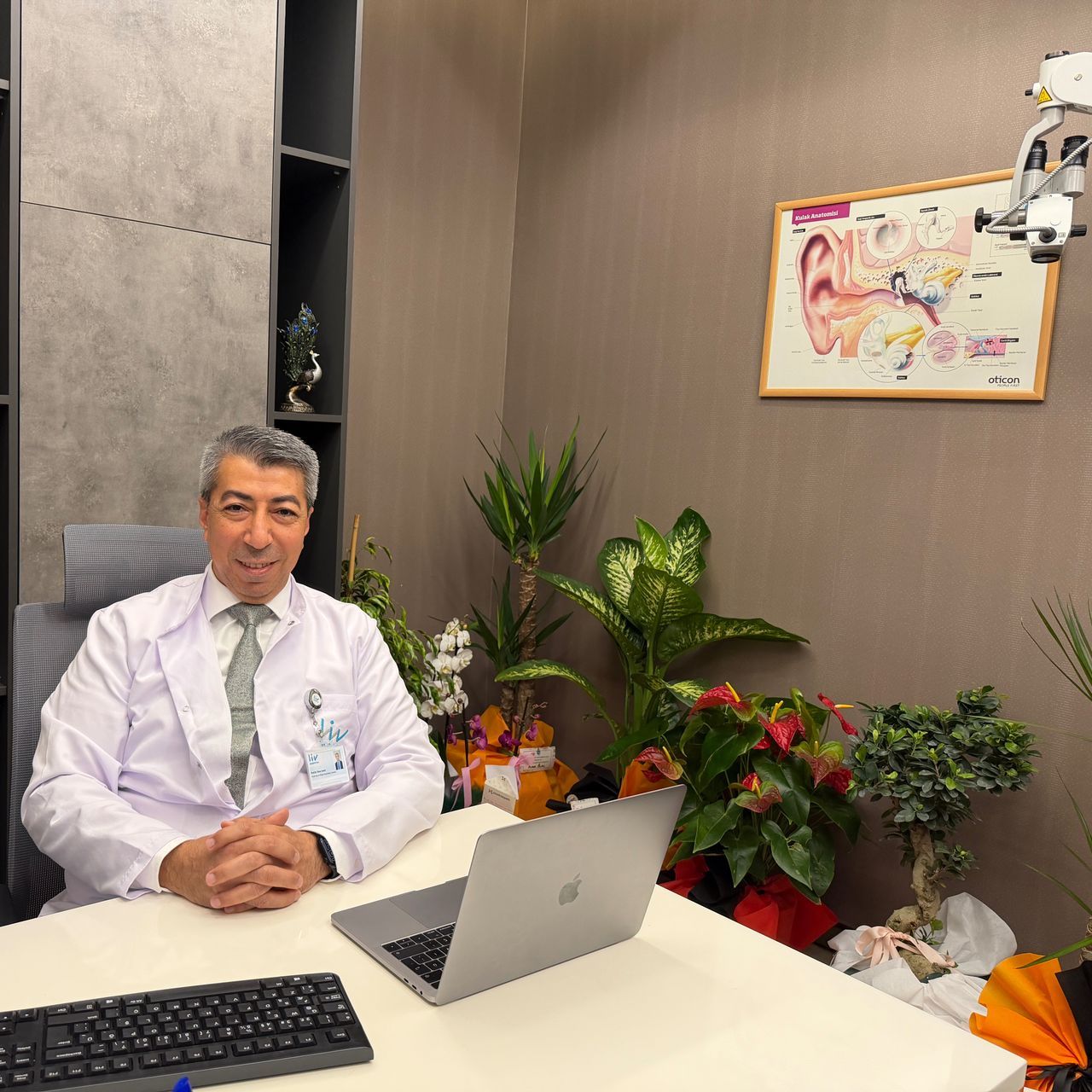 Prof. Dr. Ömer Erdur - Kulak Burun Boğaz