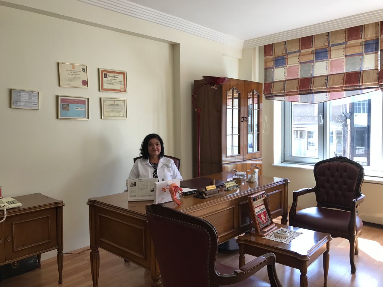 Op. Dr. Zerrin Özkeçeci - Kadın Hastalıkları Ve Doğum