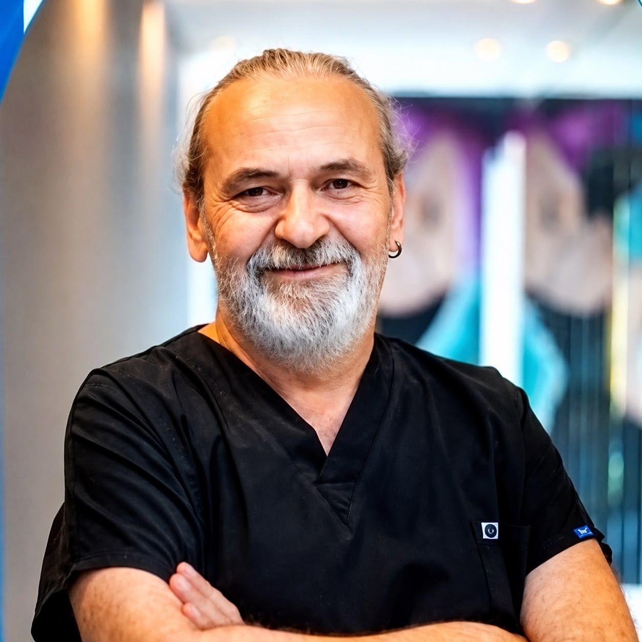 Dt. Mümtaz Hüseyin Uğur - Diş Hekimi