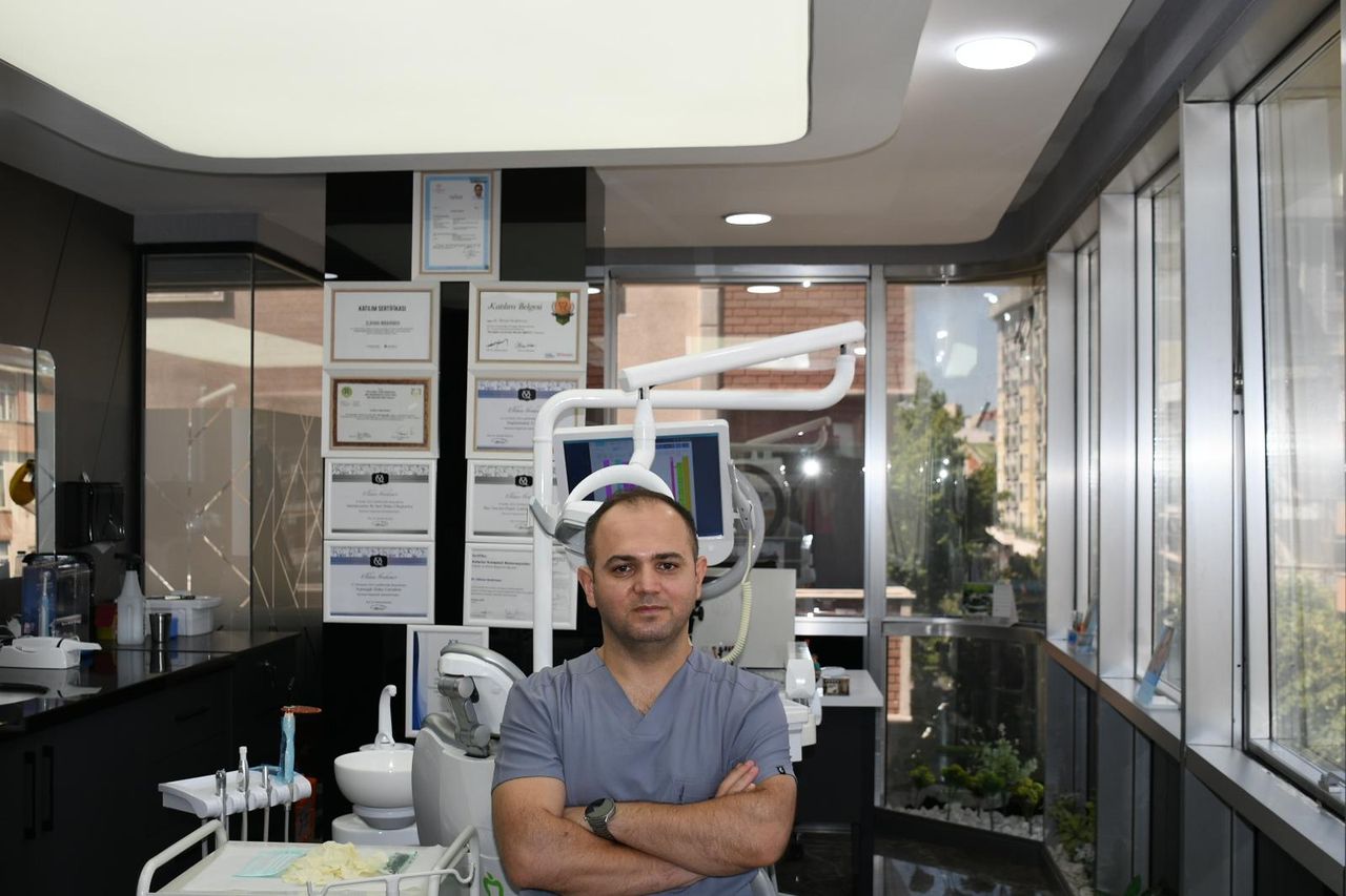 Dt. Elkhan İbrahimov - Diş Hekimi
