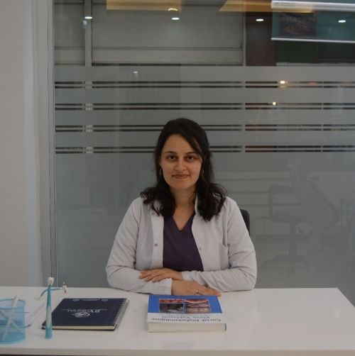 Dt. Tuğçe Çoban - Diş Hekimi