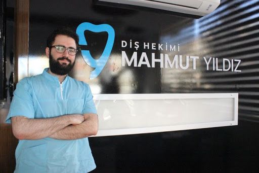 Dt. Mahmut Yıldız - Diş Hekimi