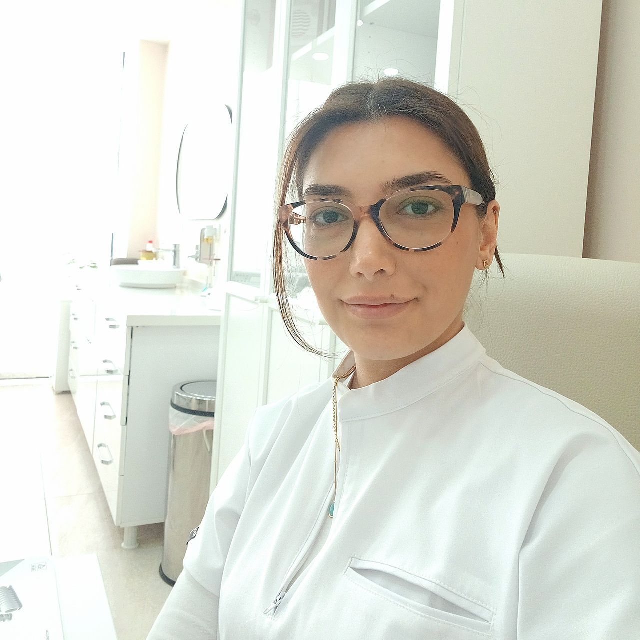 Dt. Gökçe Altın - Diş Hekimi