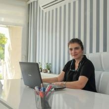 Dt. İlknur Simav - Diş Hekimi