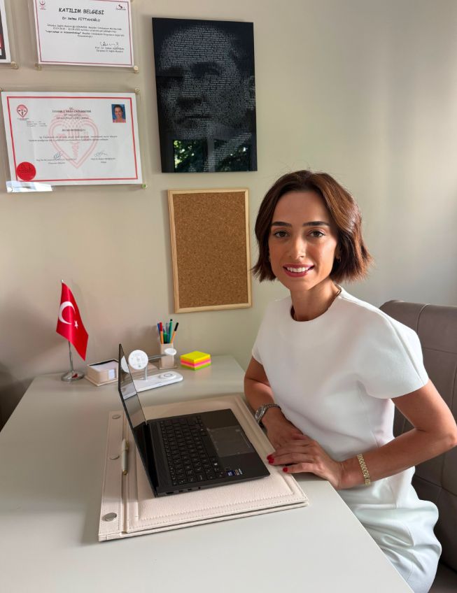 Op. Dr. Selma Fettahoğlu Üstel - Çocuk Cerrahisi