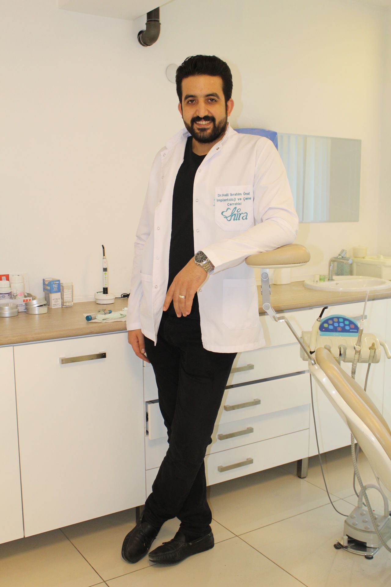 Dt. Halil İbrahim Önal - Diş Hekimi