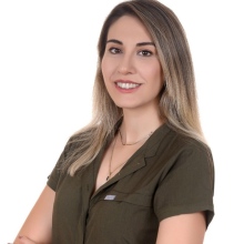 Dt. Hüma Erözdemir - Diş Hekimi