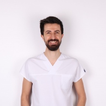 Dt. Taner Kurt - Diş Hekimi