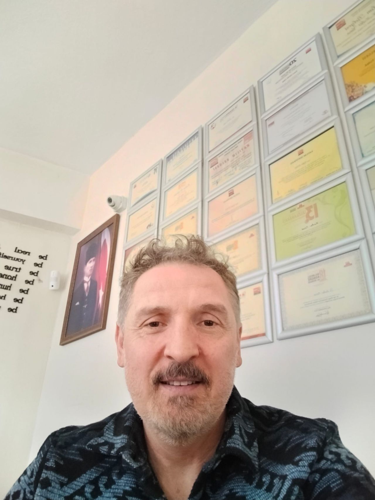 Dt. Zafer Tuna - Diş Hekimi