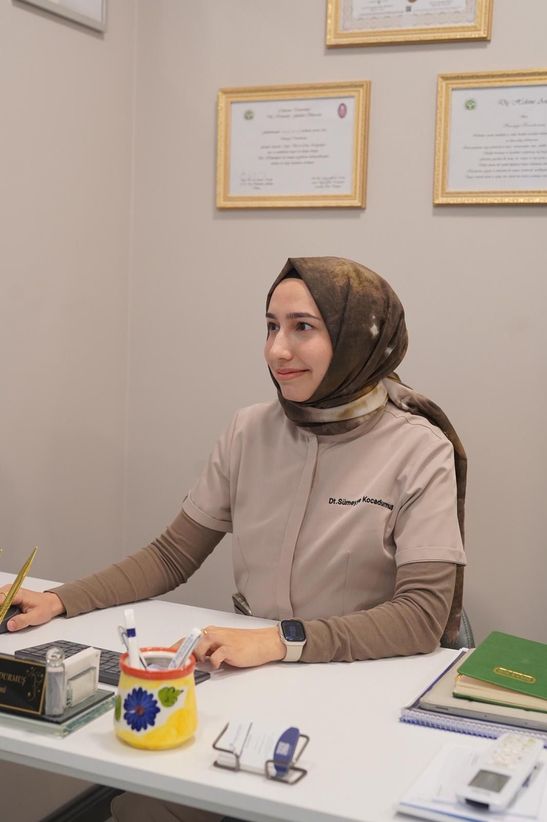 Dt. Sümeyye Kocadurmuş - Diş Hekimi