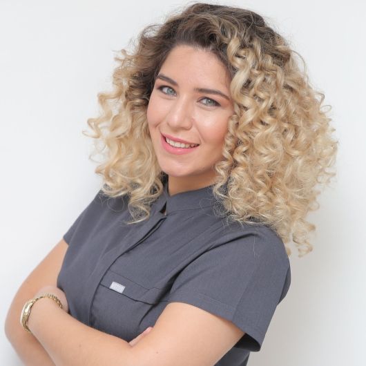 Uzm. Dt. Duygu Turhan - Diş Hekimi