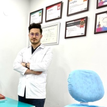 Dt. Abdulkerim Şeker - Diş Hekimi