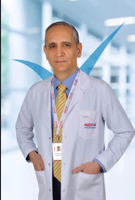 Prof. Dr. Engin Günel - Çocuk Cerrahisi
