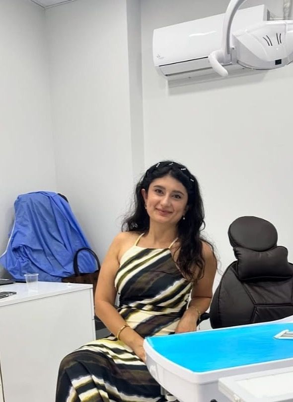 Dt. Beyza Yürük - Diş Hekimi