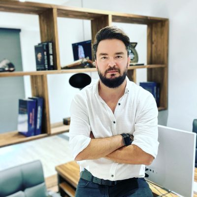 Op. Dr. Zafer Bütün