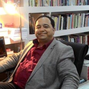 Uzm. Dr. Hüsnü Menteşeoğlu