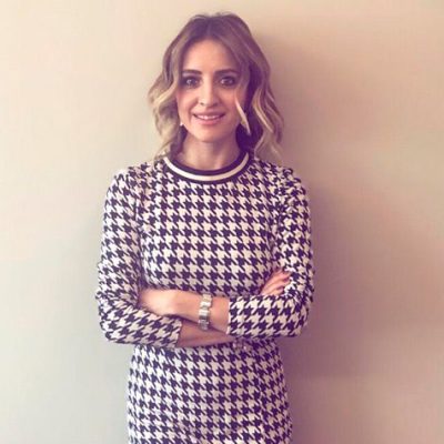 Uzm. Dt. Ela Çabuk - Diş Hekimi - Bursa