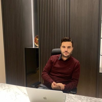 Uzm. Dr. Cenk Varlık - Psikiyatri