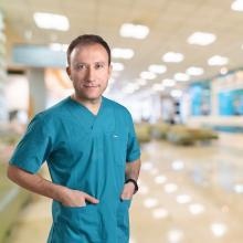 Op. Dr. Uğur Yaşar