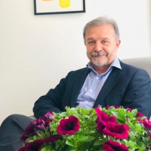 Op. Dr. Ertuğrul Yaltı