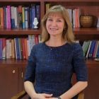 Prof. Dr. Elif Onur Aysevener - Psikiyatri - İzmir