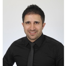 Op. Dr. Ekrem Çelik