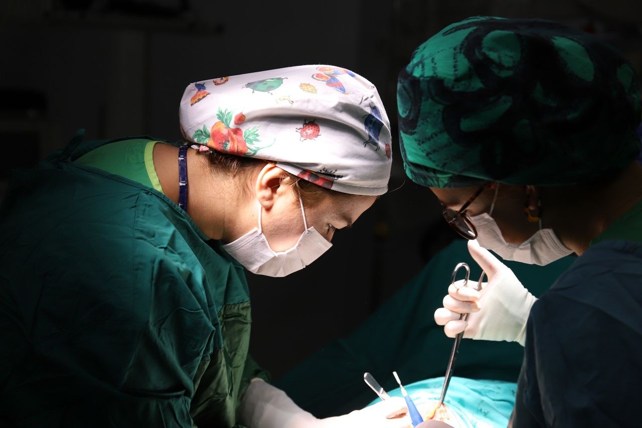 Op. Dr. Fatma Esin Karçin