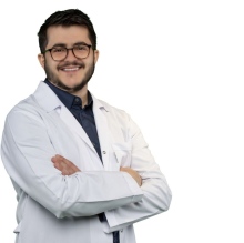 Uzm. Dr. Alperen Emre Akgün