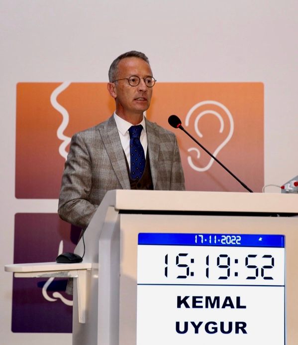 Prof. Dr. Kemal Uygur