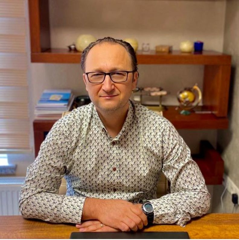 Prof. Dr. Ercan Çalışkan