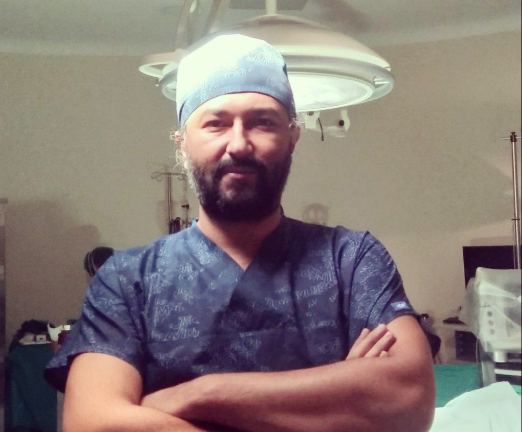 Op. Dr. Bekir Koç