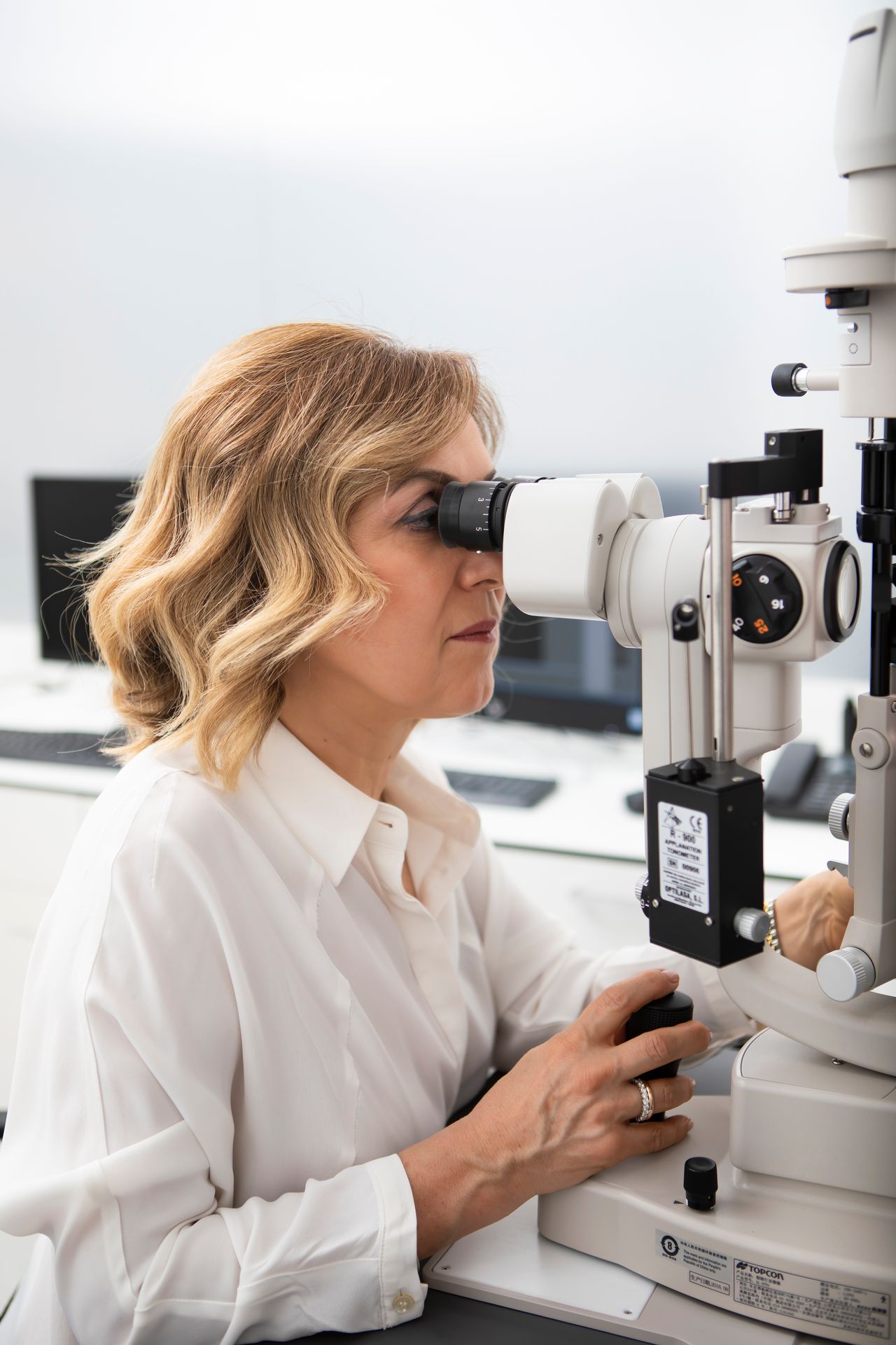 Prof. Dr. Yonca Aydın Akova