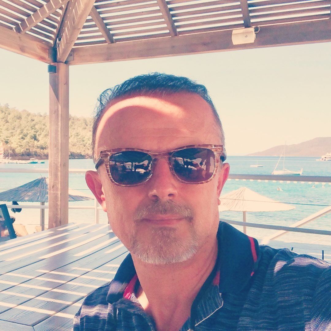 Op. Dr. Erdem Yücel