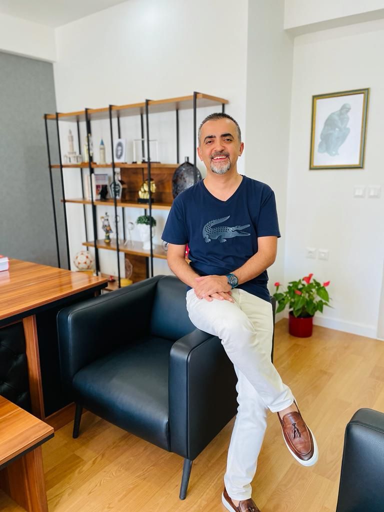 Doç. Dr. Kadir Demirci