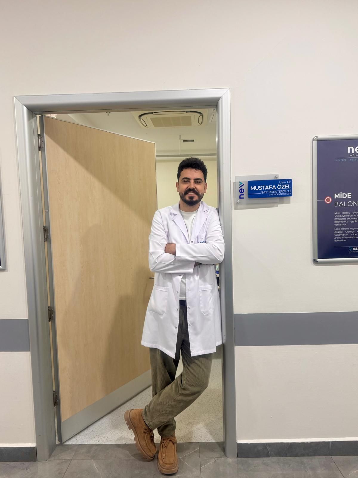 Uzm. Dr. Mustafa Özel