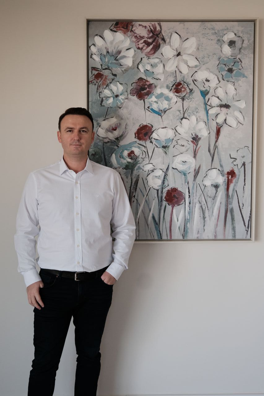 Uzm. Dr. Şener Mercan
