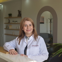 Uzm. Dr. Işıl Tuzcuoğlu - Göz Hastalıkları - Manisa