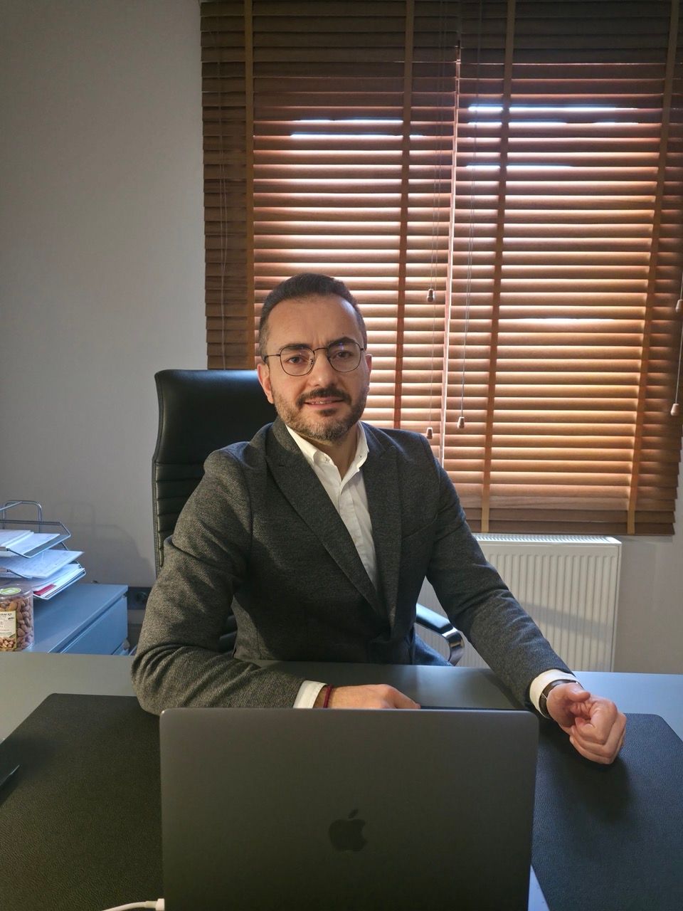 Op. Dr. Furkan Karaloğlu