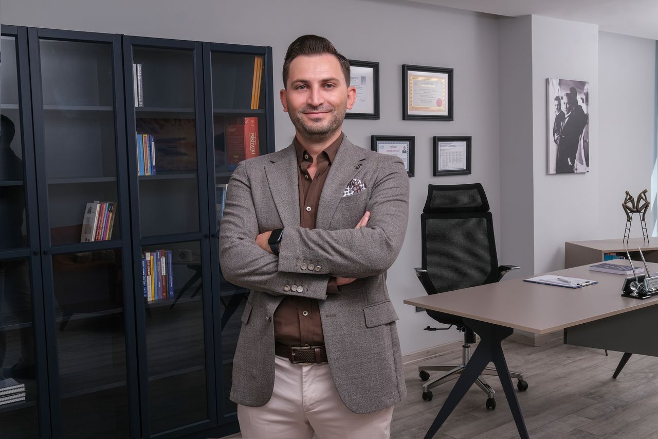 Uzm. Dr. Hüseyin Kara