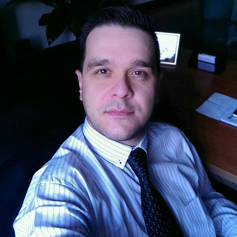 Op. Dr. Serdar Şiyve
